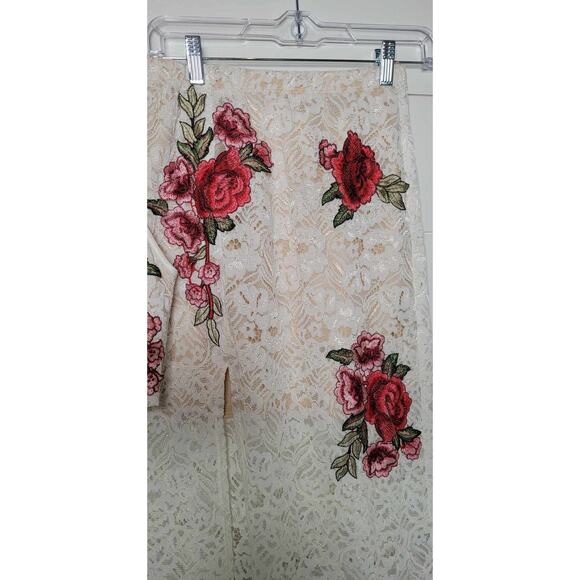 Crystal Doll 2 Piece Lace and Embroidered Skirt Set - BEAUTIFUL! Size 3 NWOT - Picture 3 of 4